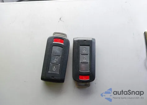 2016 Mitsubishi Outlander Se/Sel из США, поврежденный, VIN JA4AD3A30GZ002902